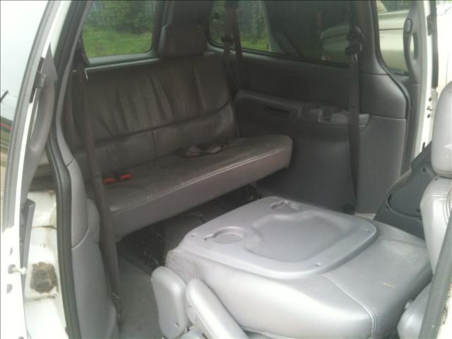 Dodge Caravan 1999 photo 4