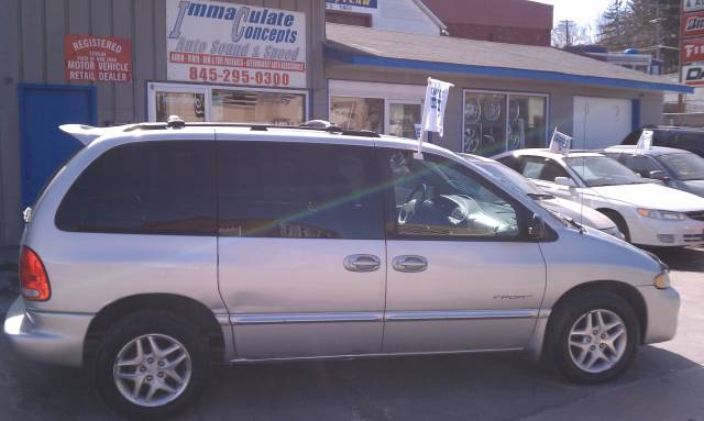 Dodge Caravan LS Premium Ultimate MiniVan