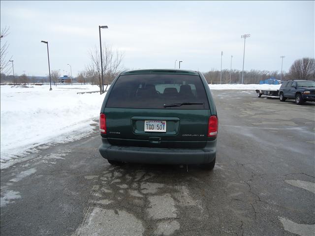 Dodge Caravan 1999 photo 2