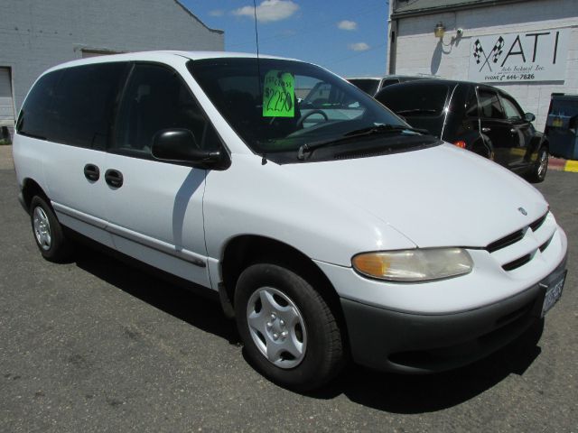 Dodge Caravan 2000 photo 3