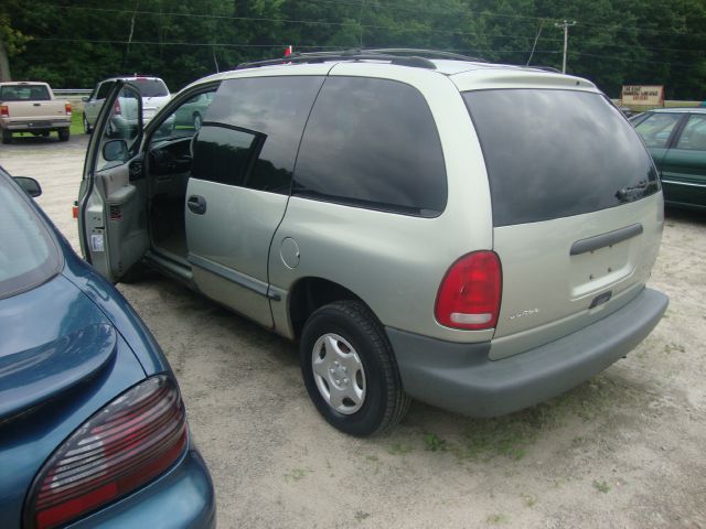 Dodge Caravan 2000 photo 4