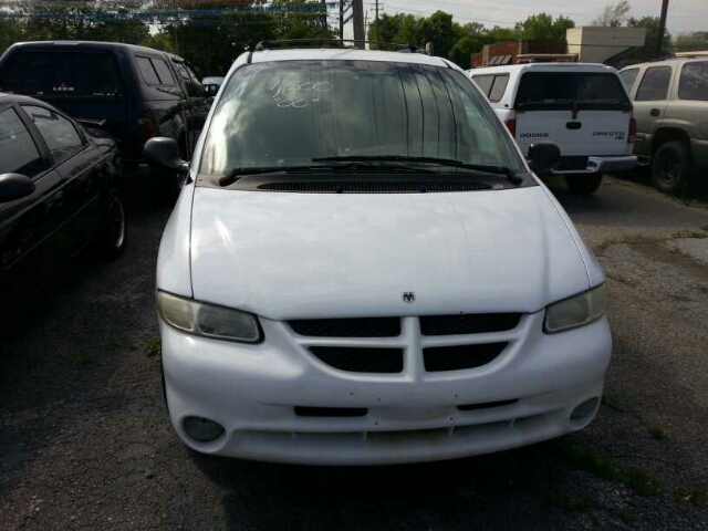 Dodge Caravan 2000 photo 2