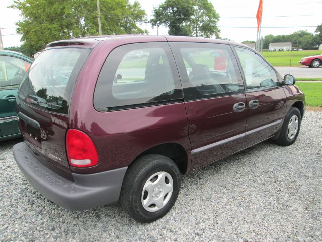 Dodge Caravan 2000 photo 2