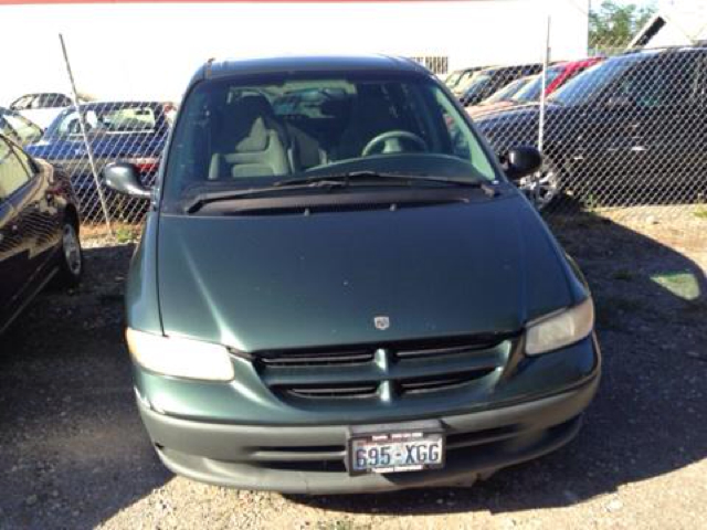 Dodge Caravan 2000 photo 2