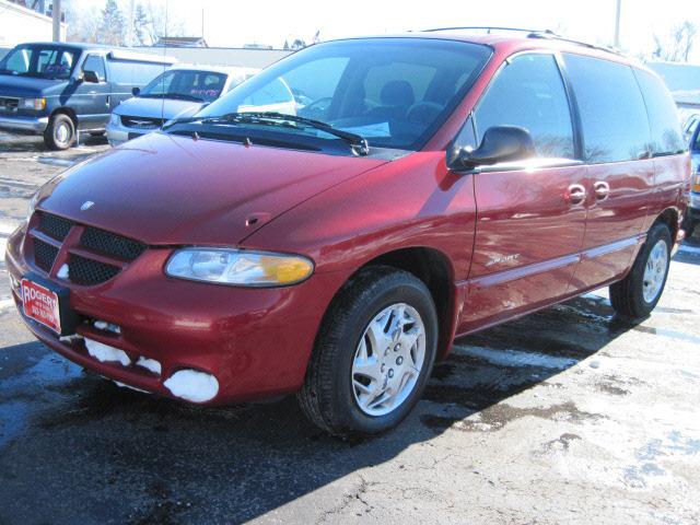 Dodge Caravan SE MiniVan