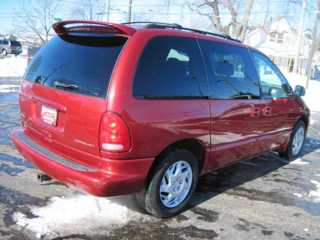 Dodge Caravan 2000 photo 1