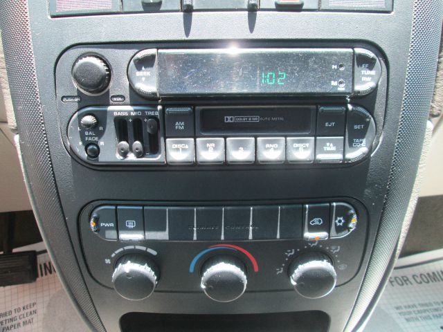 Dodge Caravan 2001 photo 4