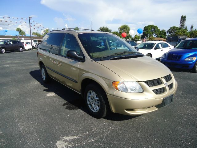 Dodge Caravan 2001 photo 3