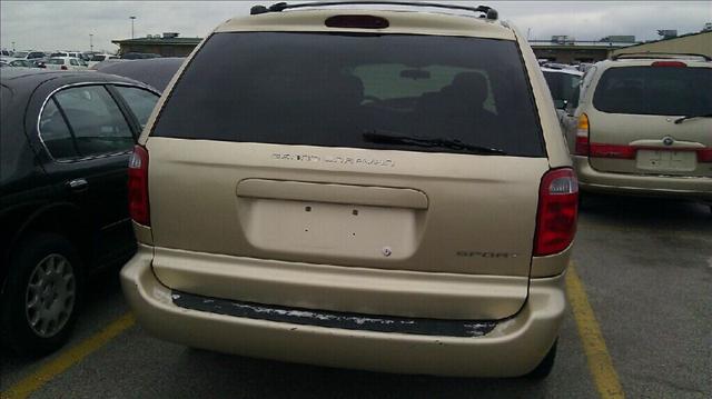 Dodge Caravan 2001 photo 2