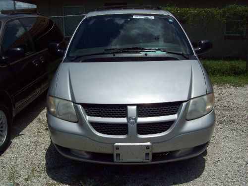 Dodge Caravan 2001 photo 3