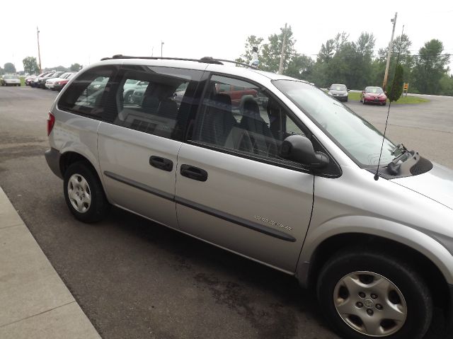 Dodge Caravan 2001 photo 3