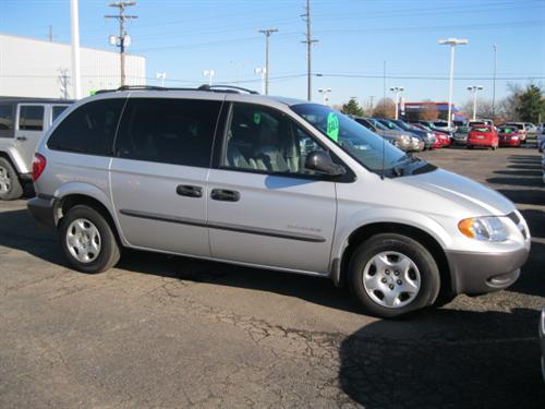 Dodge Caravan 2001 photo 3