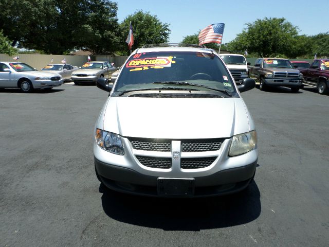 Dodge Caravan 2001 photo 3