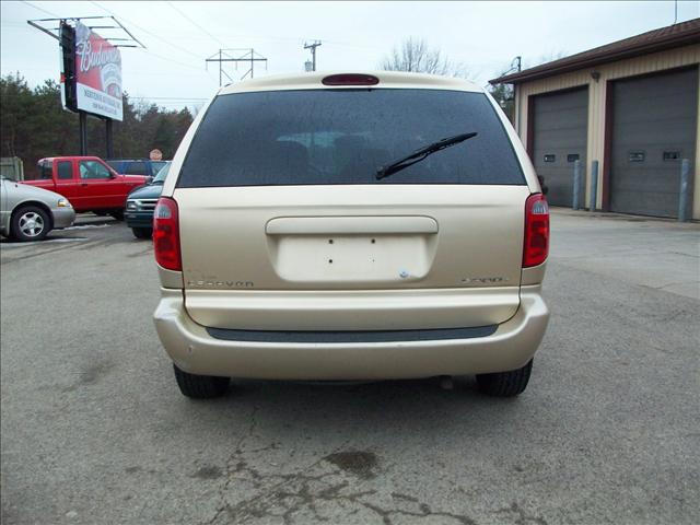 Dodge Caravan 2001 photo 2