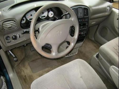 Dodge Caravan 2001 photo 4