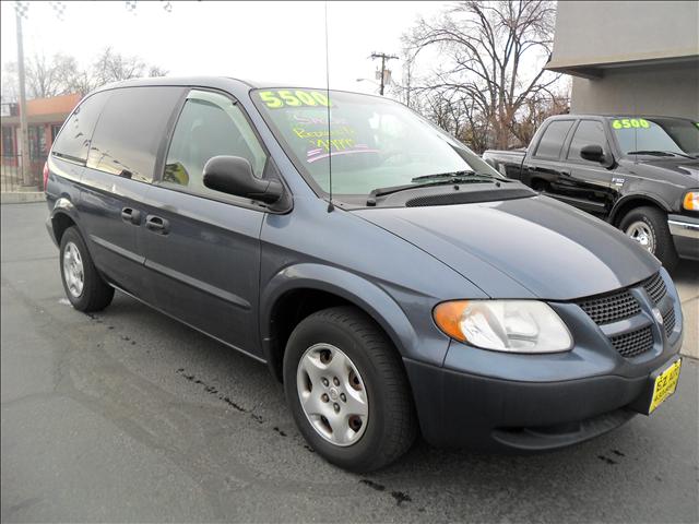 Dodge Caravan 2002 photo 2