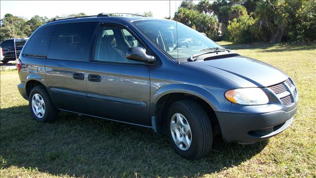 Dodge Caravan 2002 photo 2