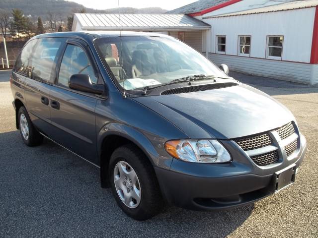 Dodge Caravan 2002 photo 2