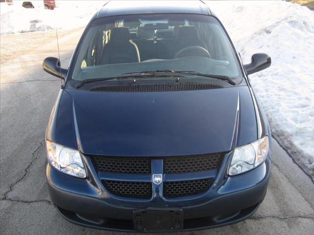 Dodge Caravan 2002 photo 2