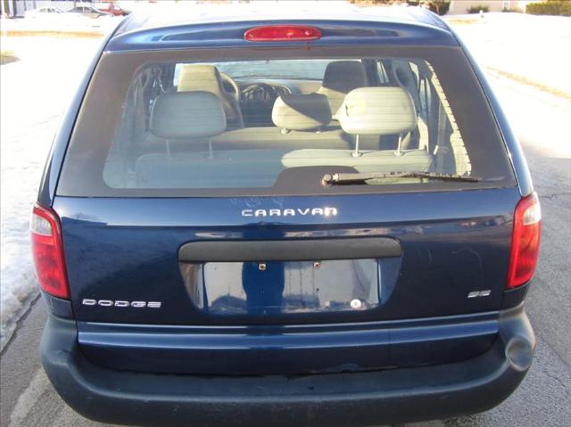 Dodge Caravan 2002 photo 3