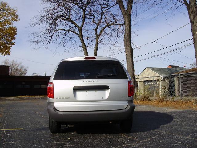 Dodge Caravan 2002 photo 2