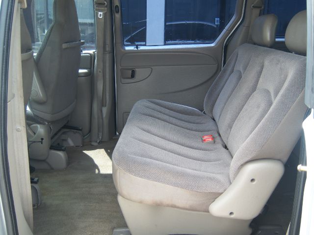 Dodge Caravan SE MiniVan