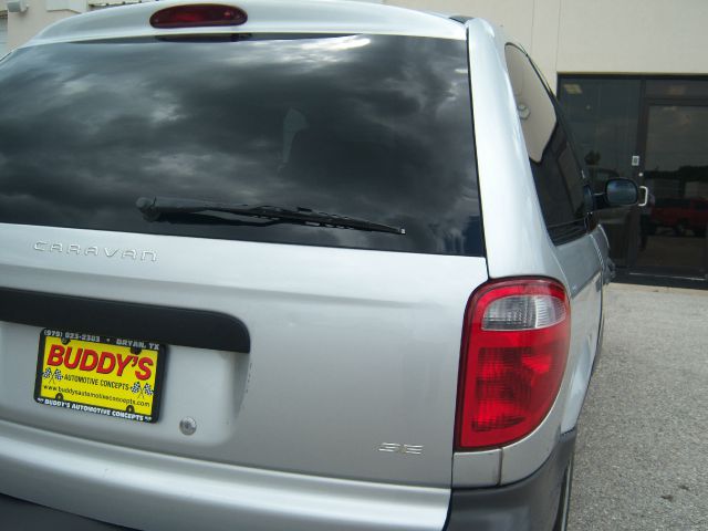 Dodge Caravan 2002 photo 19