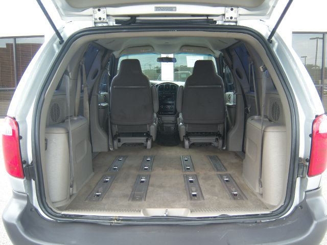 Dodge Caravan 2002 photo 21