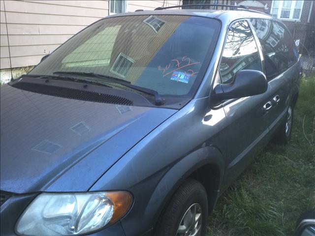 Dodge Caravan 2002 photo 1