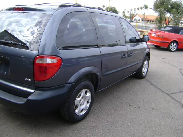 Dodge Caravan 2002 photo 3