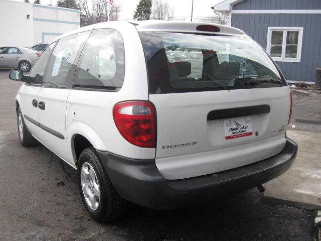 Dodge Caravan 2002 photo 3