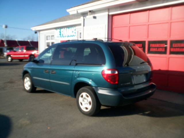 Dodge Caravan 2002 photo 2