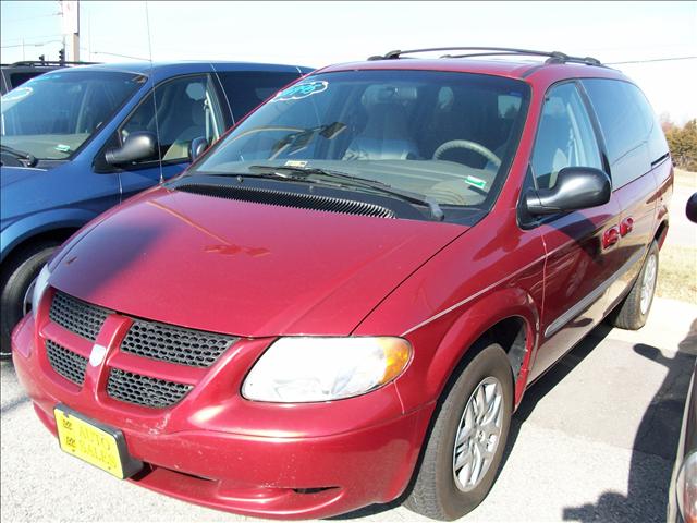 Dodge Caravan 2002 photo 2