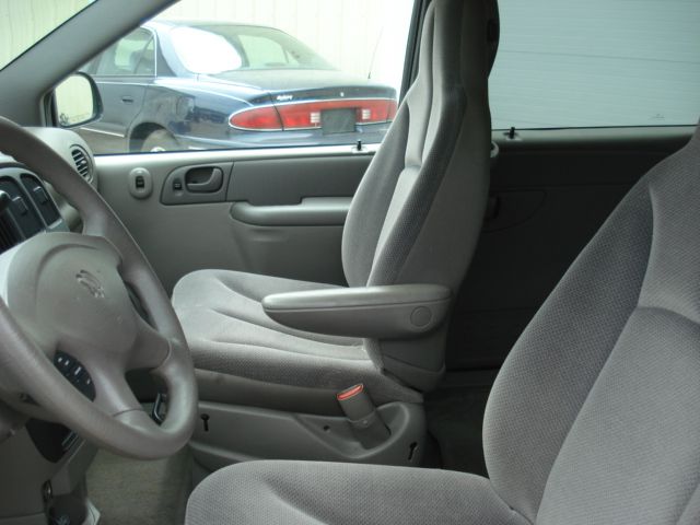 Dodge Caravan 2002 photo 1