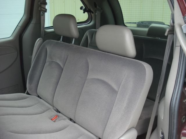 Dodge Caravan 2002 photo 3