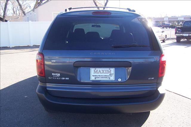 Dodge Caravan 2002 photo 3