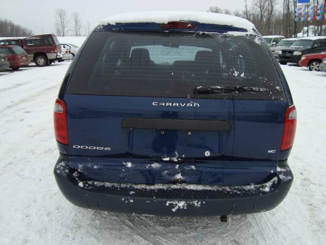 Dodge Caravan 2002 photo 2