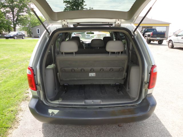 Dodge Caravan 2002 photo 4