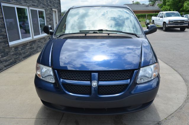 Dodge Caravan 2003 photo 1