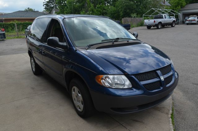 Dodge Caravan 2003 photo 3