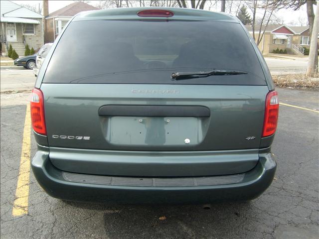 Dodge Caravan 2003 photo 2