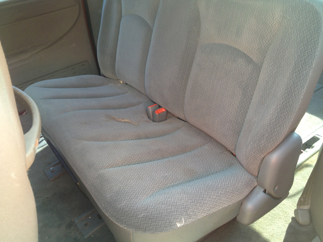 Dodge Caravan 2003 photo 3