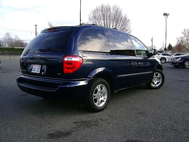 Dodge Caravan 2003 photo 1