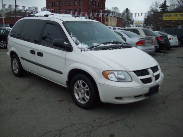 Dodge Caravan 2003 photo 1