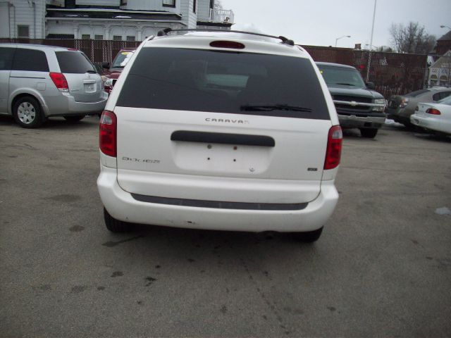 Dodge Caravan 2003 photo 4