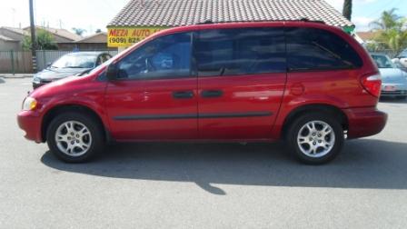 Dodge Caravan 2003 photo 3