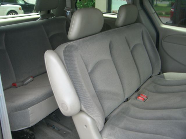 Dodge Caravan 2003 photo 4