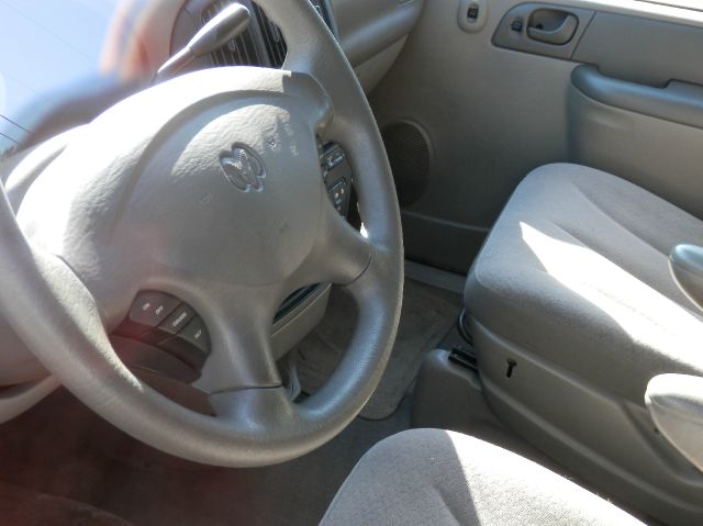 Dodge Caravan 2003 photo 1