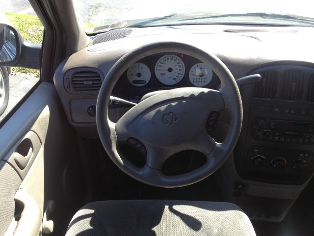 Dodge Caravan 2003 photo 4