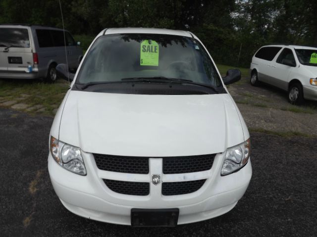 Dodge Caravan 2003 photo 3